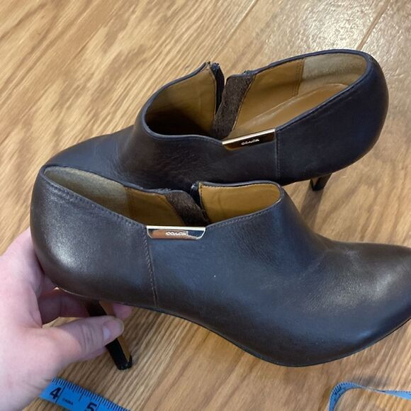 Coach New York Seneca Black High  Heeled Ankle Booties Side Zipper (Size 7.5B) - Picture 10 of 10